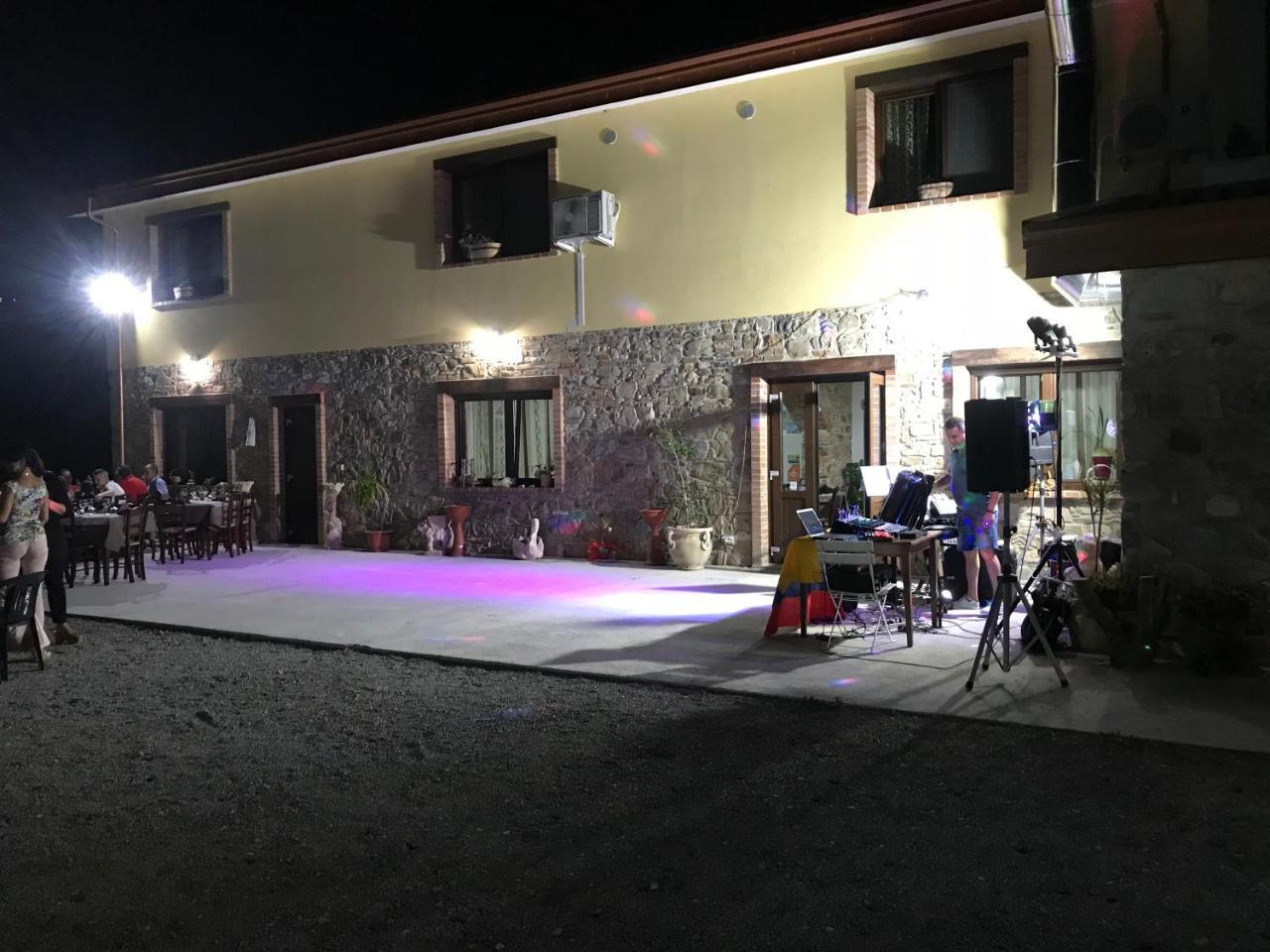Agriturismo La Vallata Masseria Scilva ภายนอก รูปภาพ
